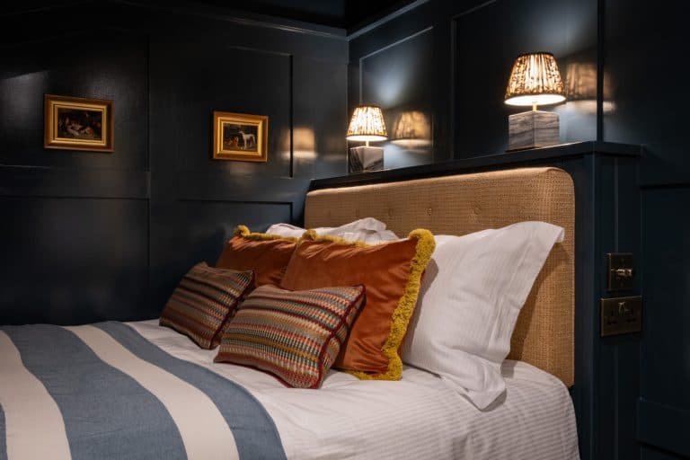 Cover Image for Snug room