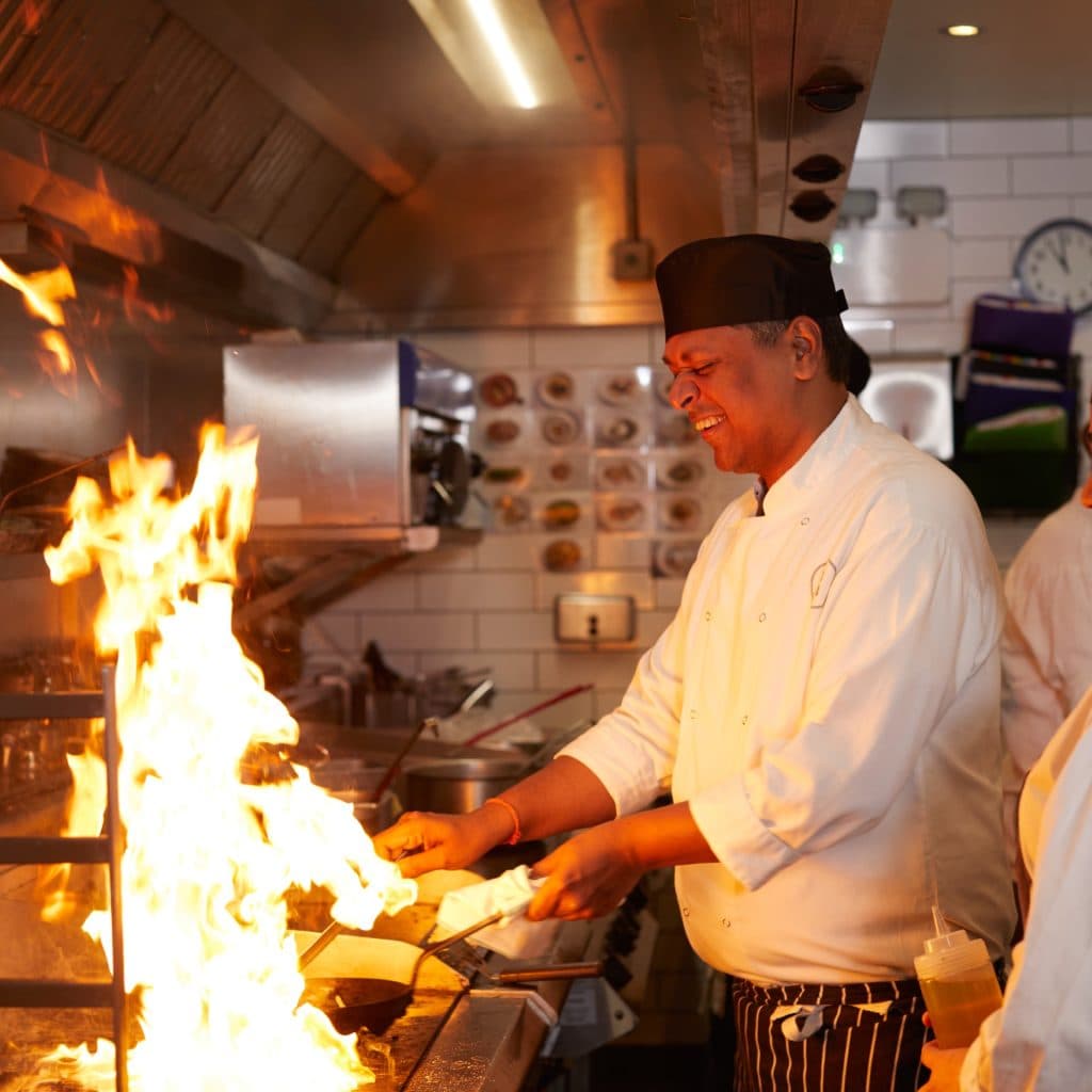 heartwood-inns-chef-fire