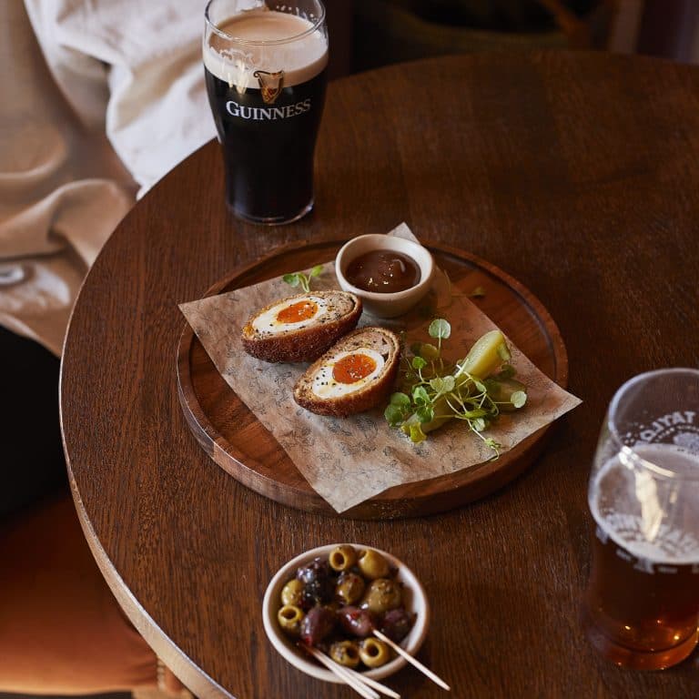 Cover Image for The Ragged Robin Bar Menu